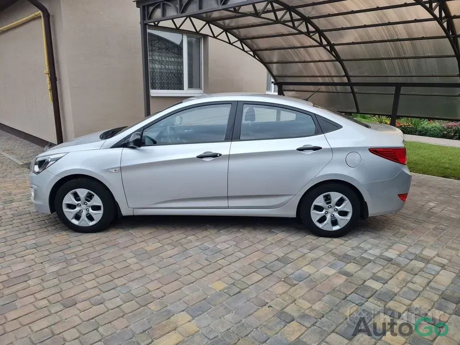 Продажа Hyundai Solaris I Рестайлинг, 2015 г., Барановичи Барановичи - изображение 3