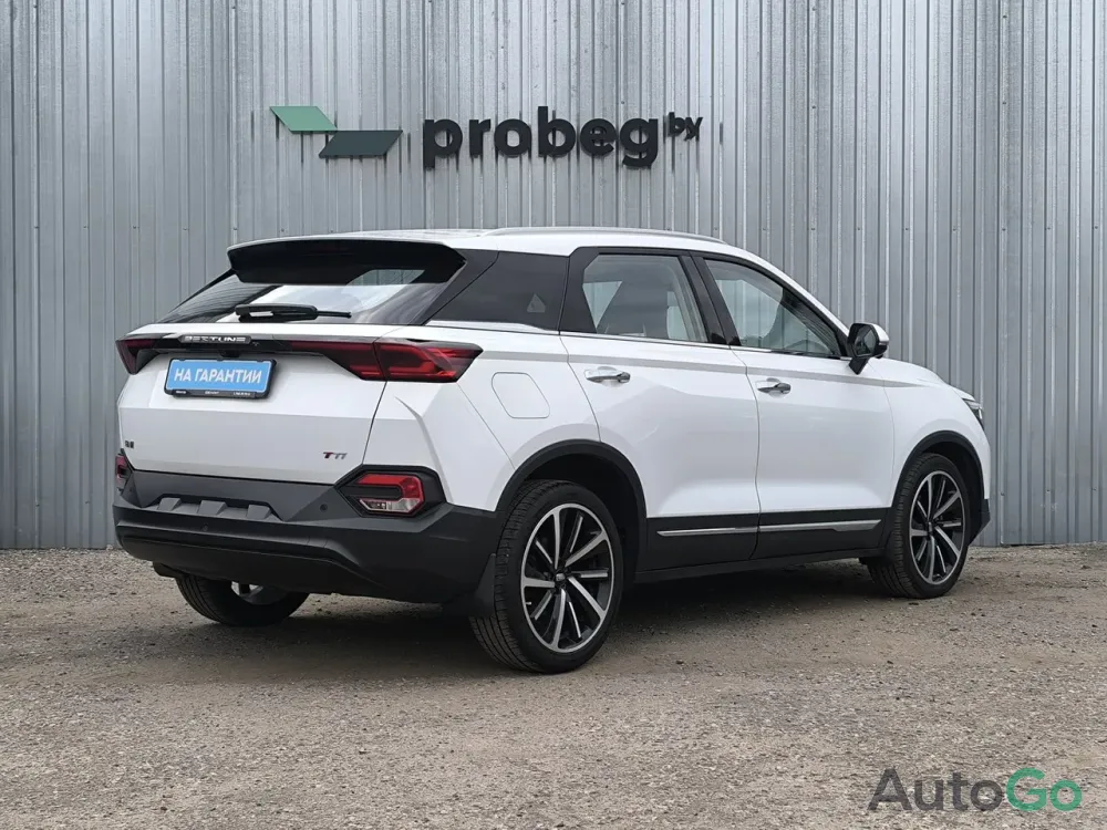  Bestune T77 (I)