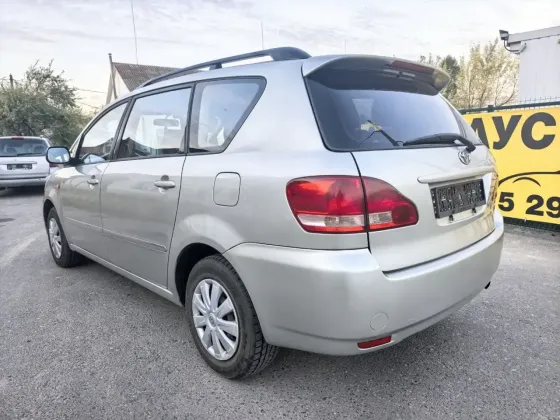 Продажа Toyota Avensis Verso I, 2002г., Слуцк Слуцк