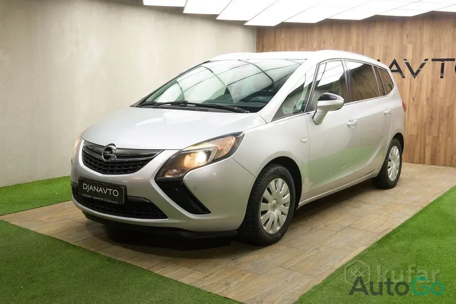 Продажа Opel Zafira C, 2016 г., Минск Минск - изображение 1