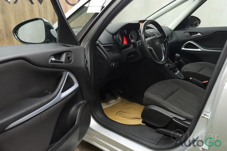 Продажа Opel Zafira C, 2016 г., Минск Минск - изображение 9