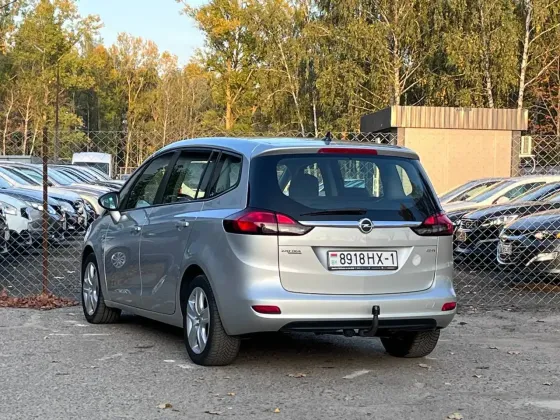 Продажа Opel Zafira C, 2016г., Кобрин Кобрин