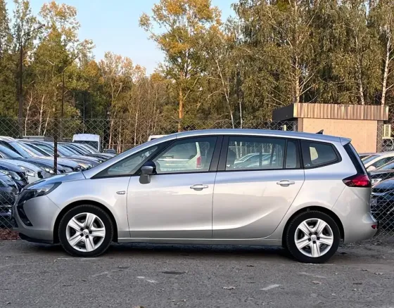 Продажа Opel Zafira C, 2016г., Кобрин Кобрин