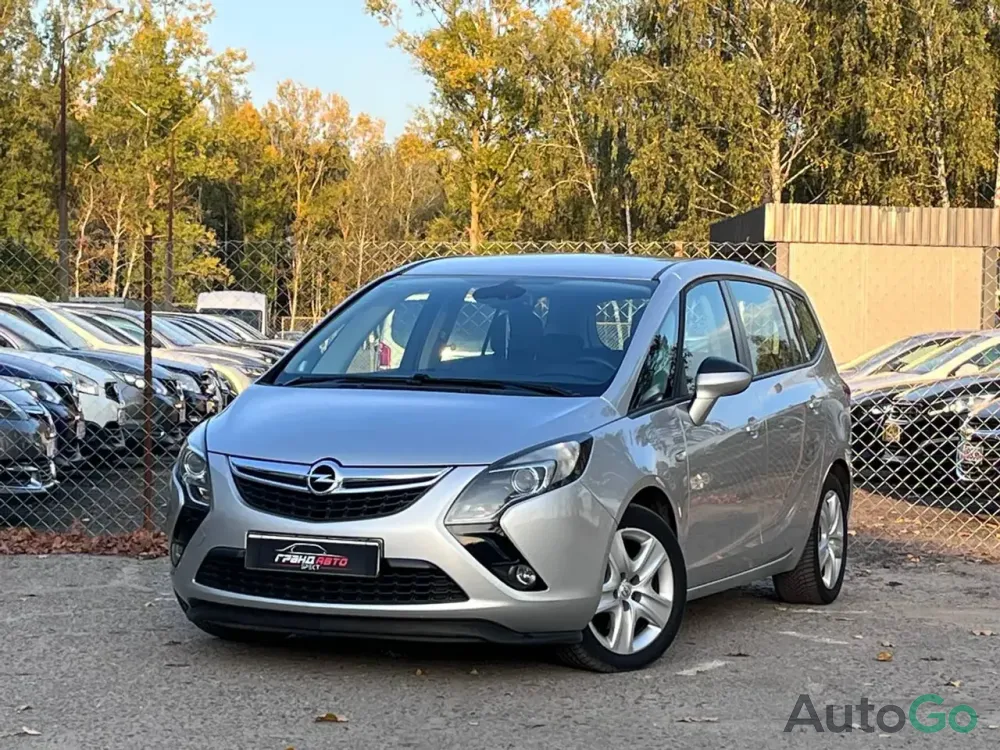 Продажа Opel Zafira C, 2016г., Кобрин Кобрин - изображение 2