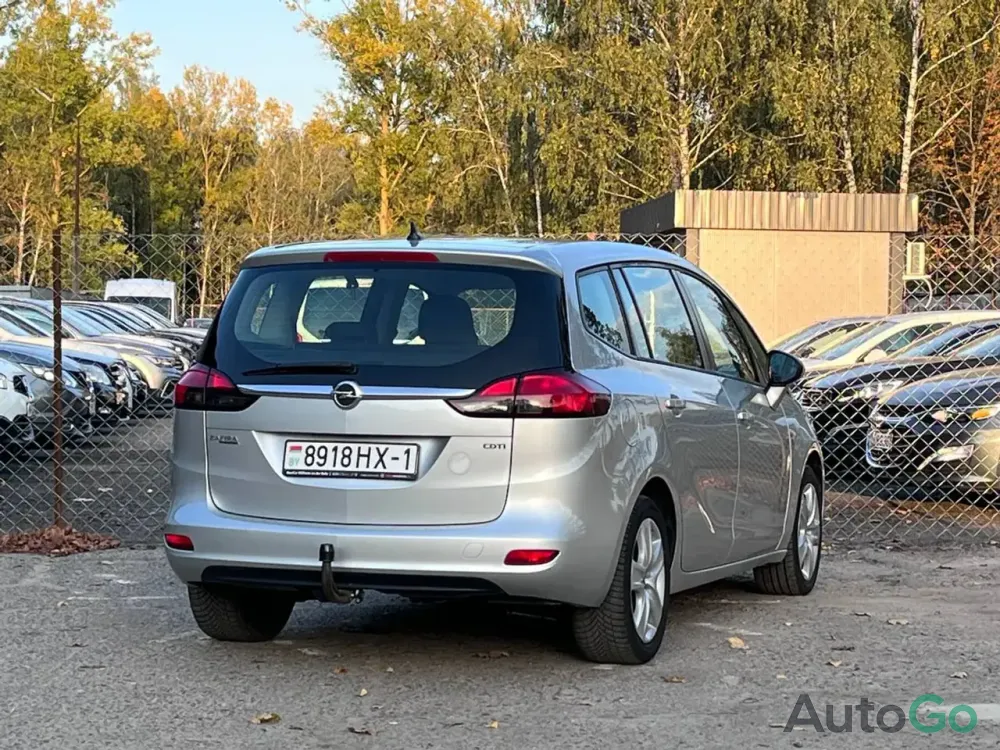 Продажа Opel Zafira C, 2016г., Кобрин Кобрин - изображение 4