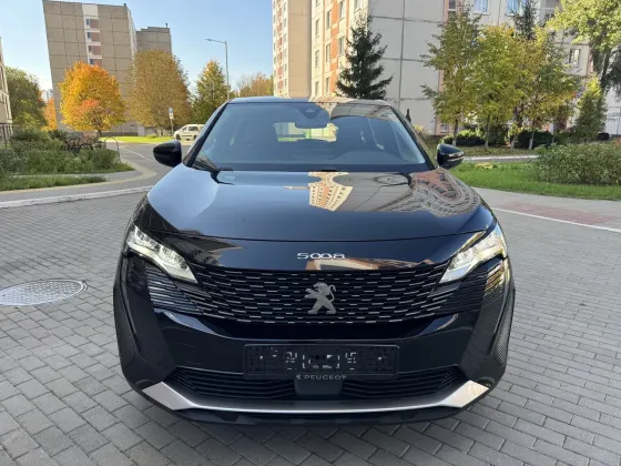 Продажа Peugeot 5008 (II) Рестайлинг, 2022 г., Минск Минск