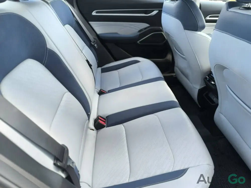 Продажа Geely Emgrand (II), 2023 г., Минск Минск - изображение 11