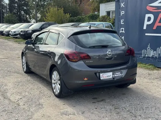 Продажа Opel Astra J, 2010 г., Гомель Гомель