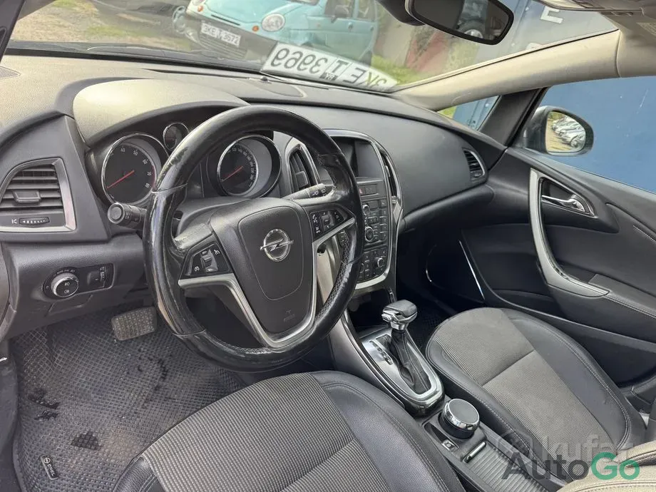 Продажа Opel Astra J, 2010 г., Гомель Гомель - изображение 12