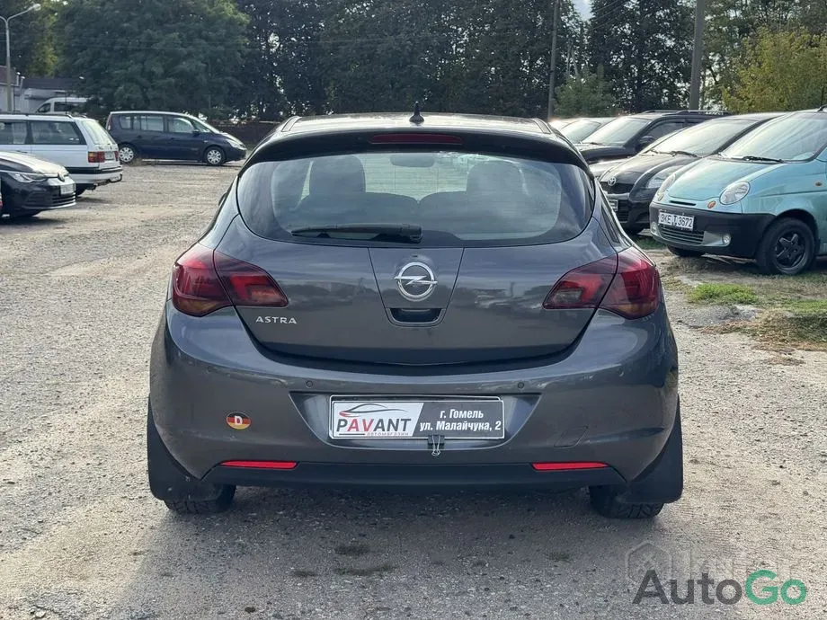 Продажа Opel Astra J, 2010 г., Гомель Гомель - изображение 4