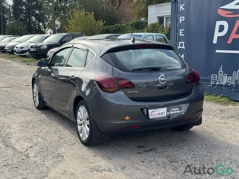 Продажа Opel Astra J, 2010 г., Гомель Гомель - изображение 3