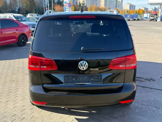 Продажа Volkswagen Touran I Рестайлинг 2, 2010г., Солигорск Солигорск