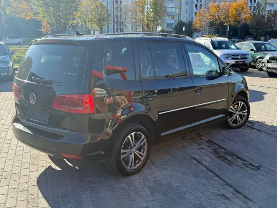 Продажа Volkswagen Touran I Рестайлинг 2, 2010г., Солигорск Солигорск