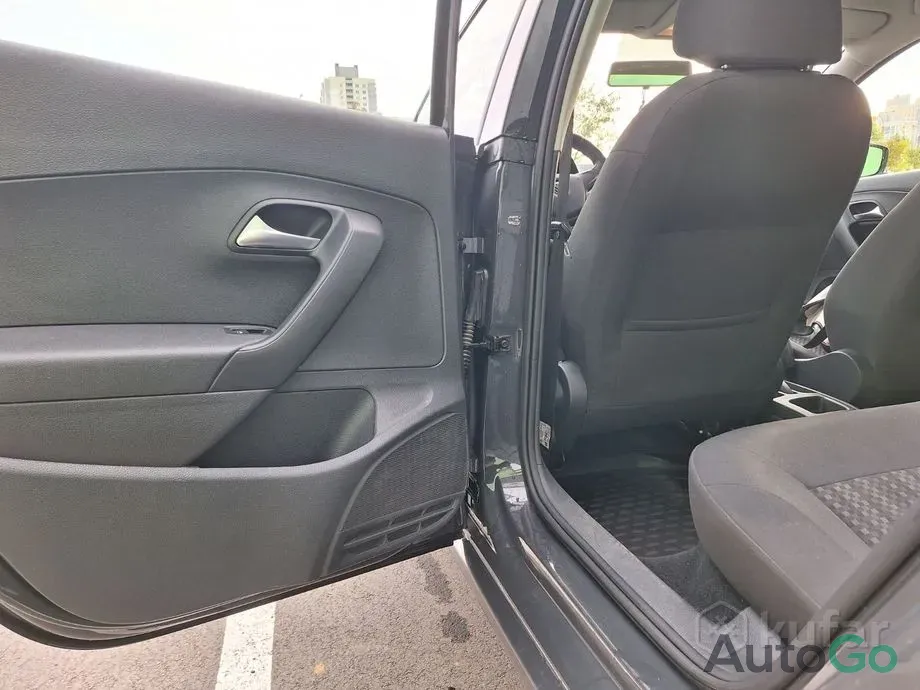 Продажа Volkswagen Polo Sedan I Рестайлинг, 2018 г., Минск Минск - изображение 5