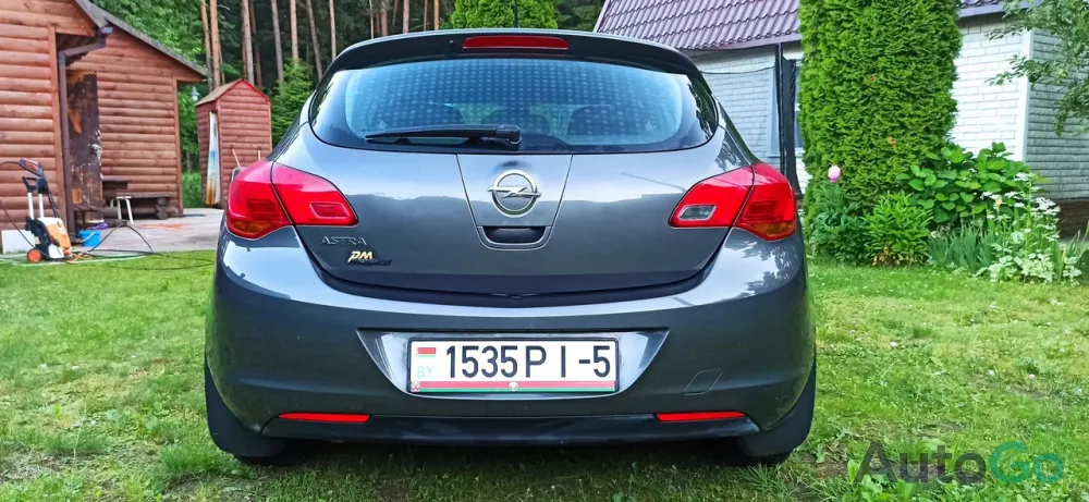 Продажа Opel Astra J, 2011 г., Минск Минск - изображение 6