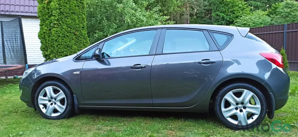 Продажа Opel Astra J, 2011 г., Минск Минск - изображение 4