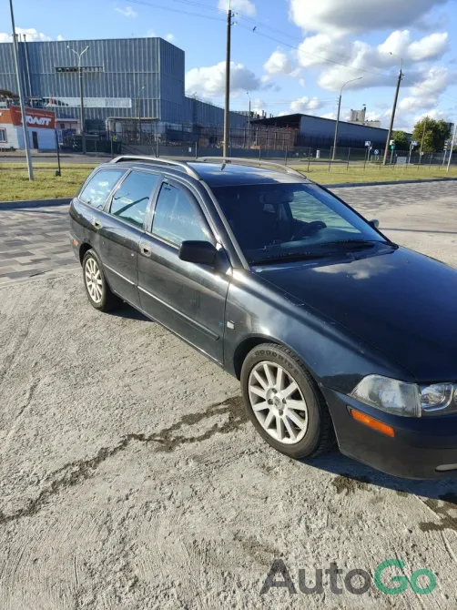 Продажа Volvo V40 (I) Рестайлинг, 2001 г., Минск Минск - изображение 1
