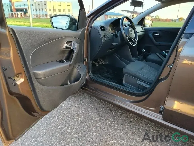 Продажа Volkswagen Polo (V) Рестайлинг, 2015 г., Лида Лида - изображение 10