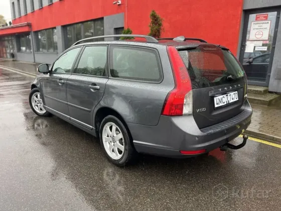 Продажа Volvo V50 I Рестайлинг, 2011 г., Минск Минск