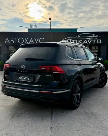 Продажа Volkswagen Tiguan (II) Рестайлинг, 2022 г., Минск Минск