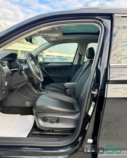 Продажа Volkswagen Tiguan (II) Рестайлинг, 2022 г., Минск Минск - изображение 10
