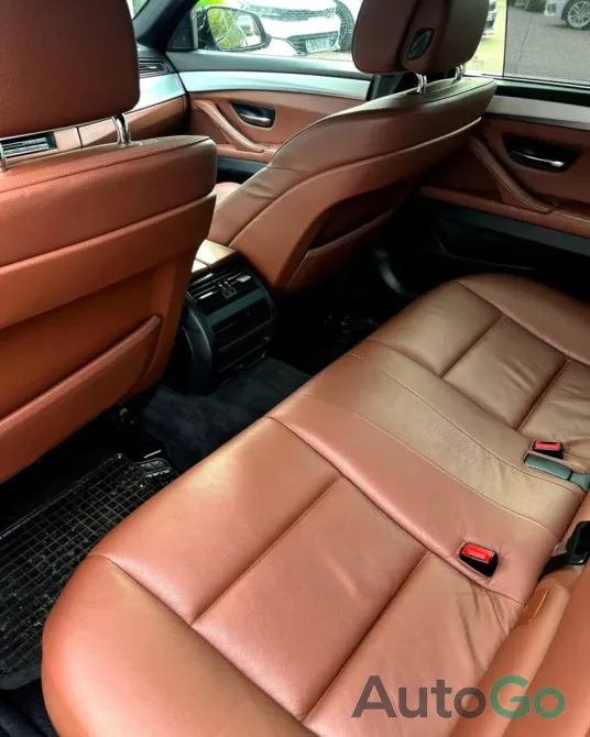 Продажа BMW 5 серия (F10/F11/F18), 2011 г., Витебск Витебск - изображение 12
