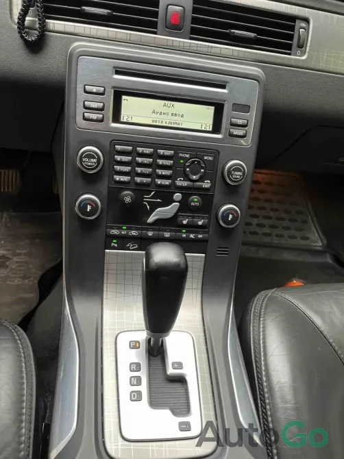 Продажа Volvo XC70 (II), 2011 г., Сморгонь Сморгонь - изображение 1