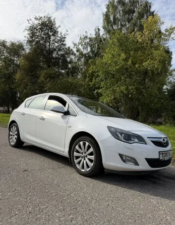 Продажа Opel Astra J, 2011 г., Гродно Гродно
