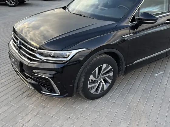 Продажа Volkswagen Tiguan II Рестайлинг, 2023г., Брест Брест