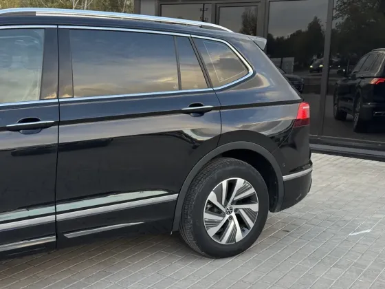 Продажа Volkswagen Tiguan II Рестайлинг, 2023г., Брест Брест