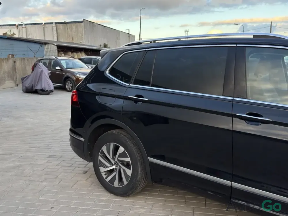 Продажа Volkswagen Tiguan II Рестайлинг, 2023г., Брест Брест - изображение 8