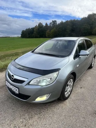 Продажа Opel Astra J, 2011 г., Минск Минск