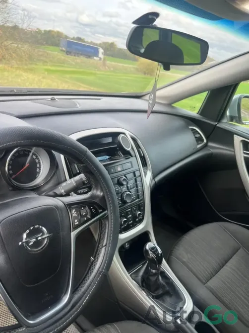 Продажа Opel Astra J, 2011 г., Минск Минск - изображение 9
