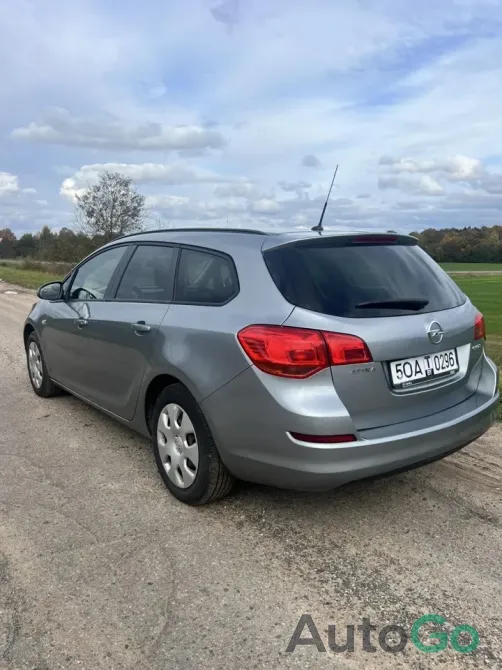 Продажа Opel Astra J, 2011 г., Минск Минск - изображение 6