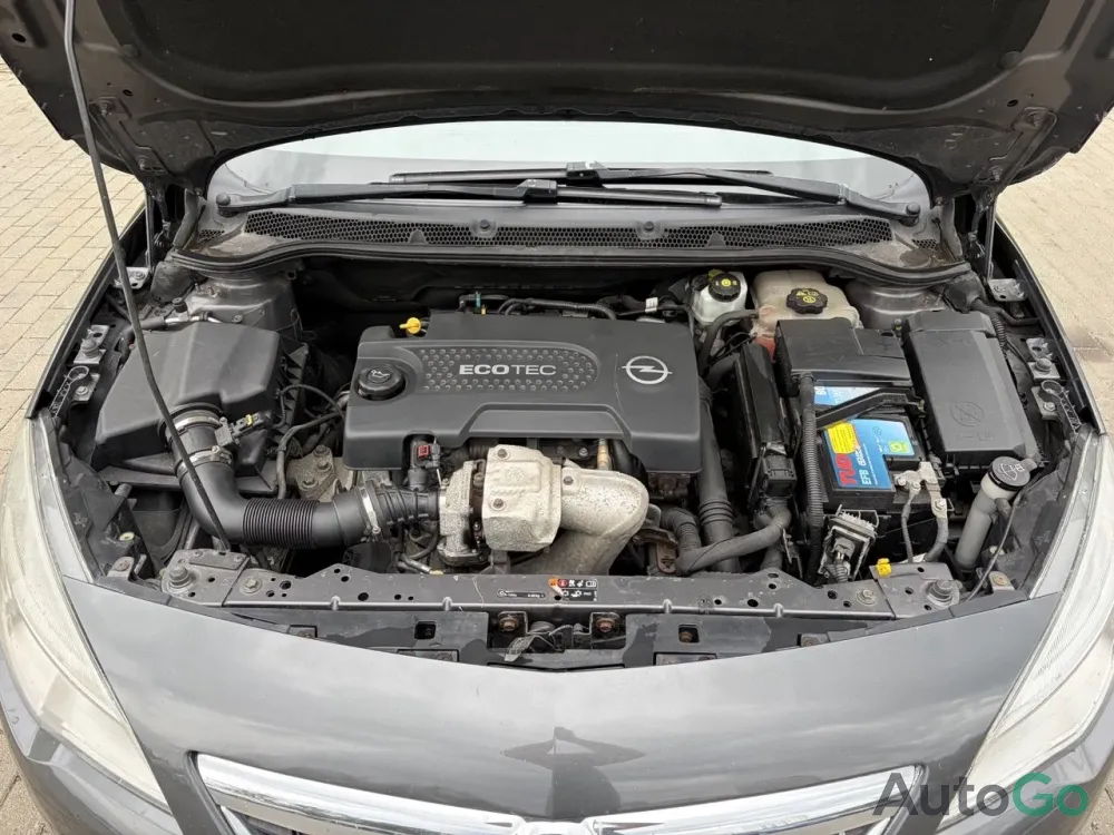Продажа Opel Astra J, 2011 г., Минск Минск - изображение 5