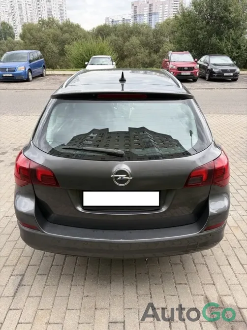 Продажа Opel Astra J, 2011 г., Минск Минск - изображение 4
