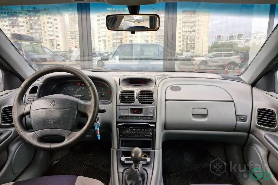 Продажа Renault Laguna I, 2000 г., Минск Минск - изображение 9