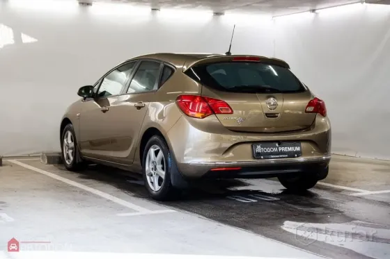 Продажа Opel Astra J Рестайлинг, 2013 г., Минск Минск