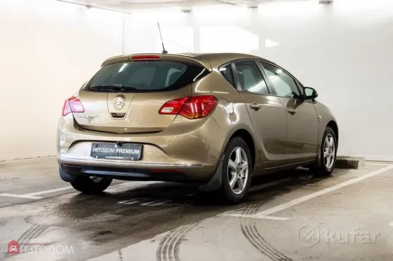 Продажа Opel Astra J Рестайлинг, 2013 г., Минск Минск