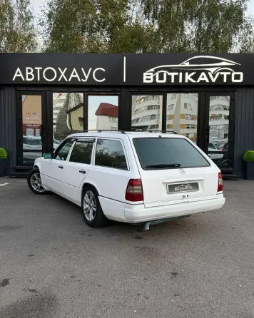 Продажа Mercedes-Benz E-klasse I (W124), 1994г., Светлогорск Светлогорск