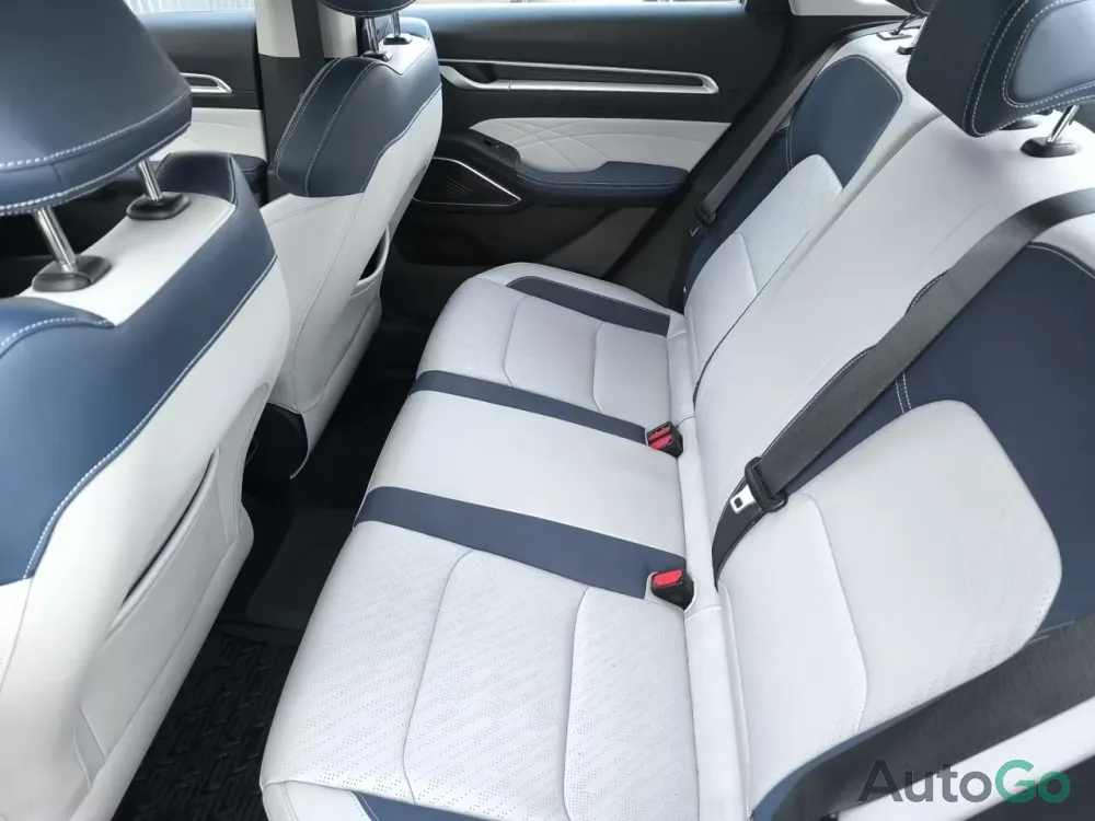Продажа Geely Emgrand 7 II, 2023г., Минск Минск - изображение 10