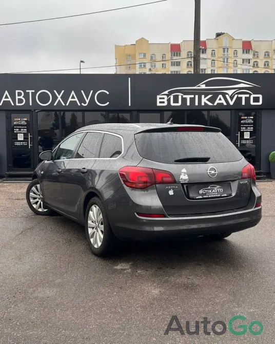 Продажа Opel Astra J, 2011 г., Минск Минск - изображение 4