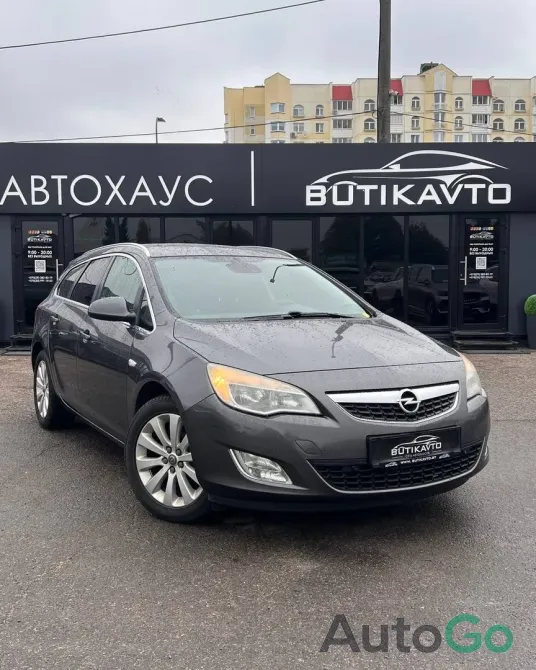 Продажа Opel Astra J, 2011 г., Минск Минск - изображение 1