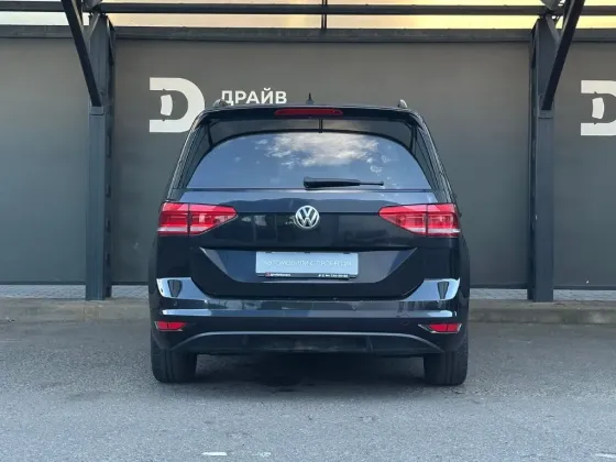 Продажа Volkswagen Touran (III), 2016 г., Минск Минск