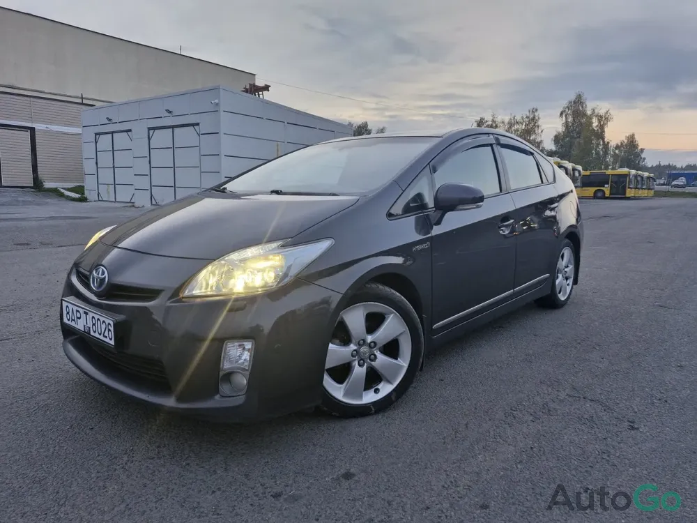 Продажа Toyota Prius III (XW30), 2010 г., Минск Минск - изображение 8