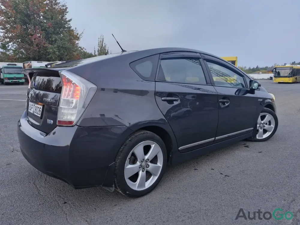 Продажа Toyota Prius III (XW30), 2010 г., Минск Минск - изображение 11