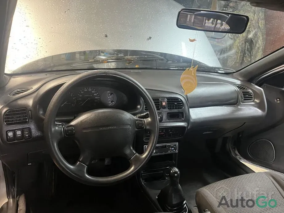 Продажа Mazda 323F BA, 1995 г., Барановичи Барановичи - изображение 1