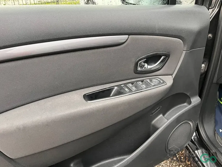 Продажа Renault Scenic III Рестайлинг 2, 2015 г., Витебск Витебск - изображение 9