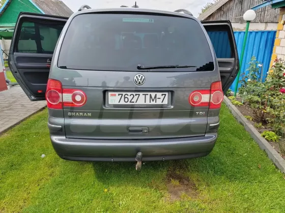 Продажа Volkswagen Sharan I Рестайлинг 2, 2005г., Минск Минск