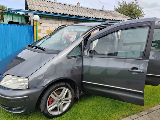 Продажа Volkswagen Sharan I Рестайлинг 2, 2005г., Минск Минск